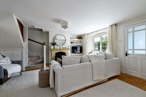 Sitting Room- click for photo gallery